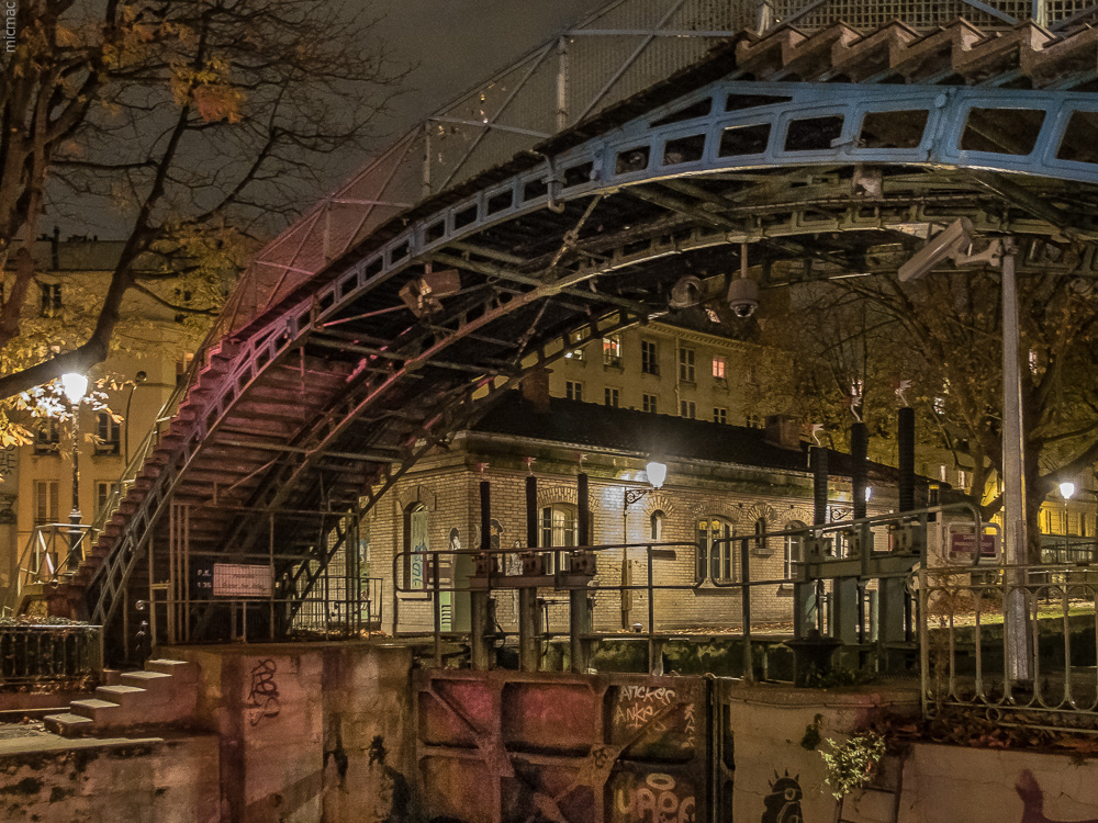Canal Saint Martin.jpg