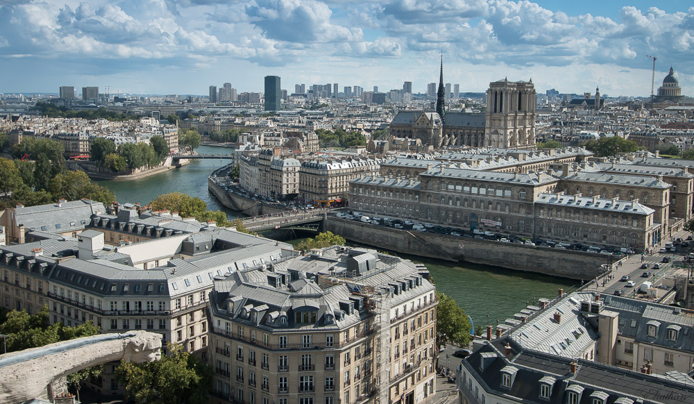 paris.JPG