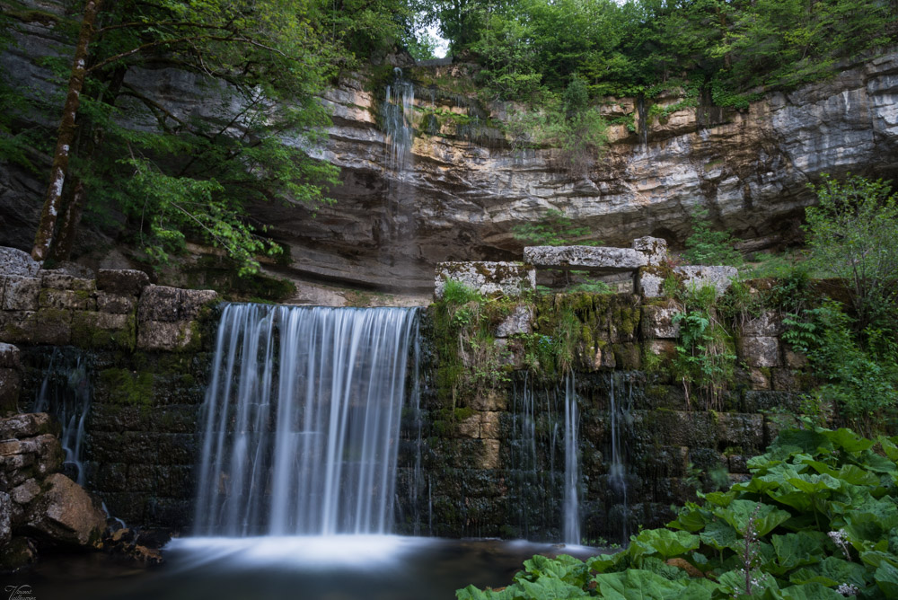 Cascade du herisson.jpg