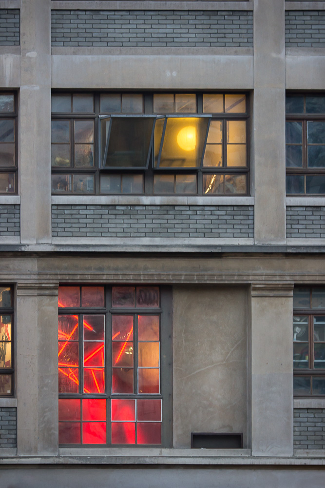 Geneve - fenetre usine.jpg