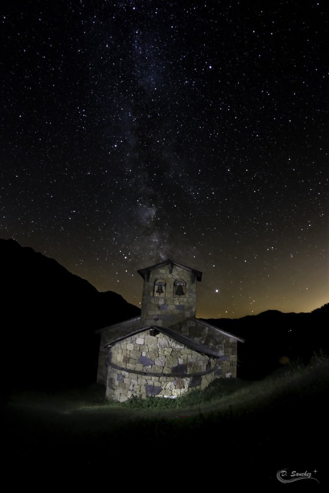 Chapelle_8mm-denoise.jpg