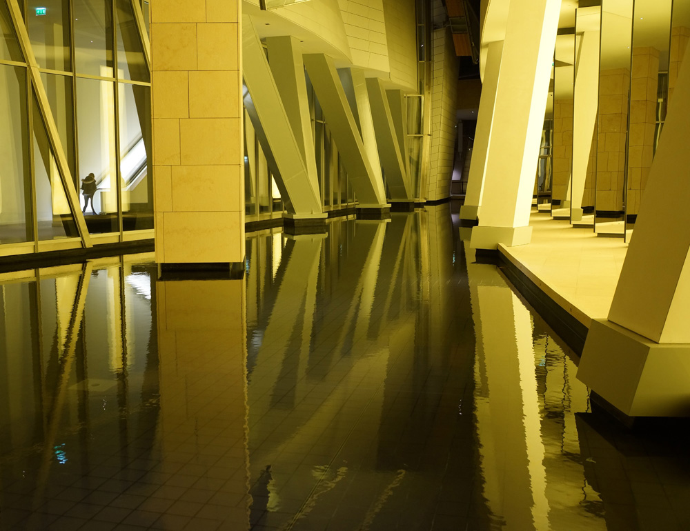Paris Fondation Vuitton.jpg
