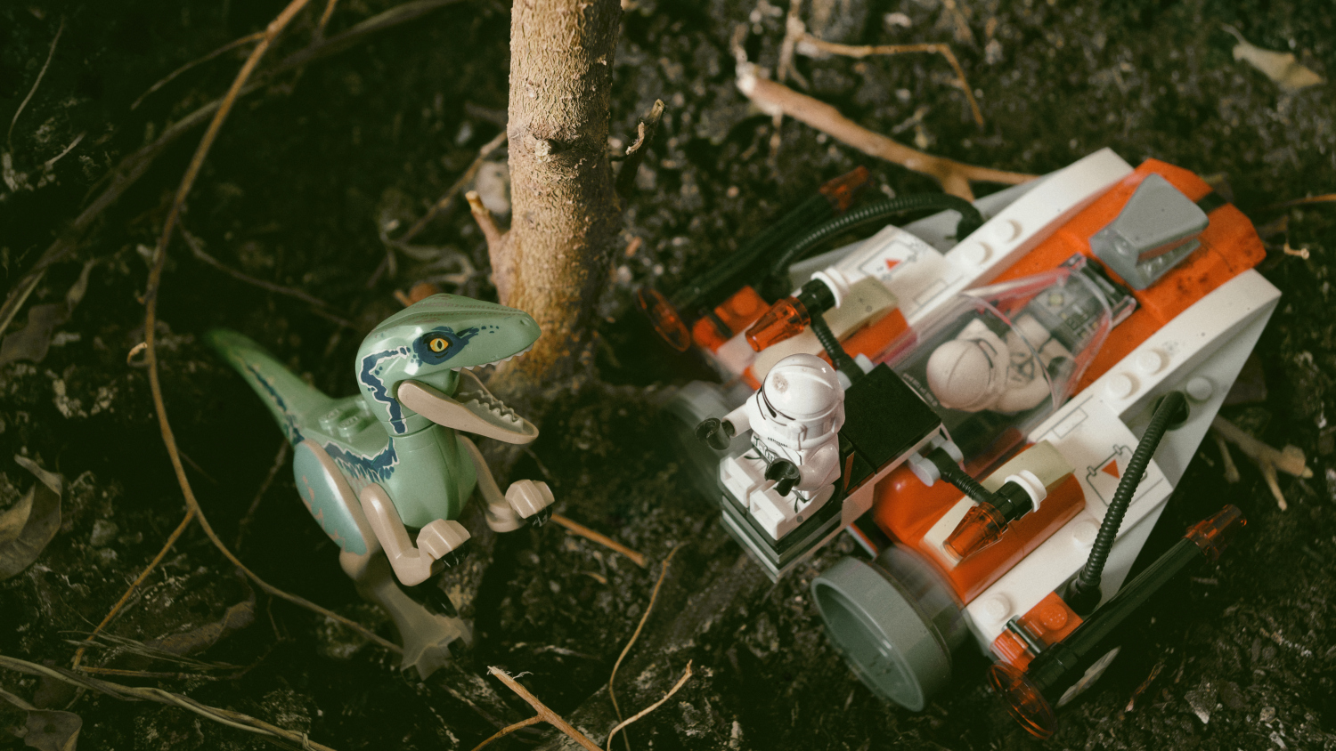 Jurassic wars.jpg