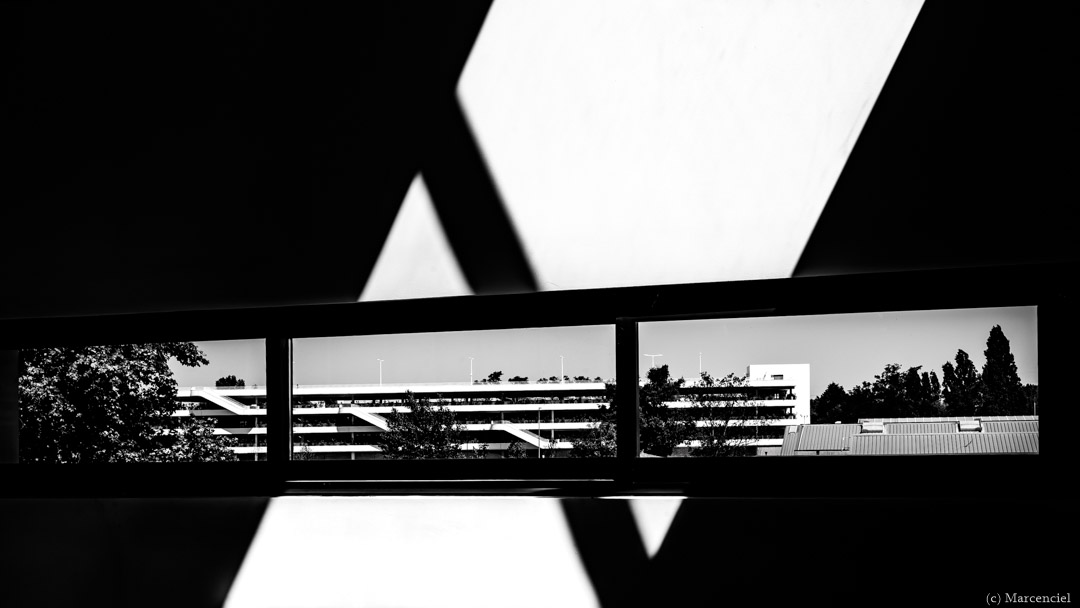 Vue sur le parking.jpg