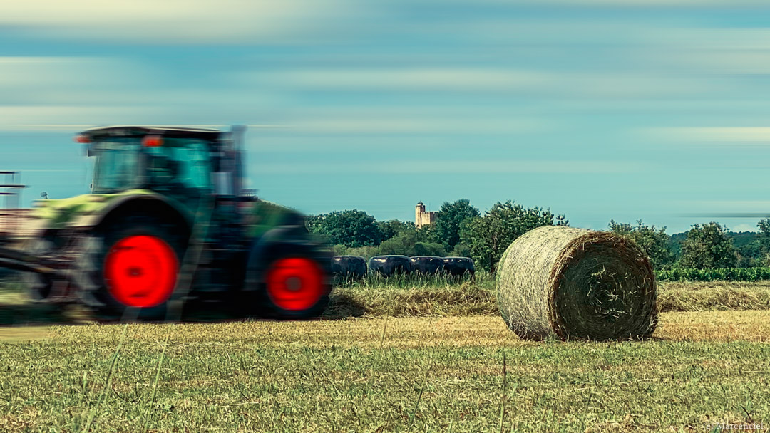 Tracteur au ras du sol.jpg
