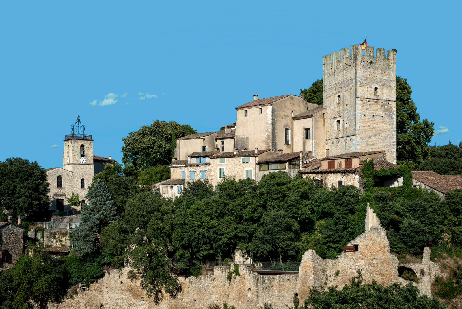 Photo Gerard68 - Esparron de Verdon - 26 juillet 2020.jpg