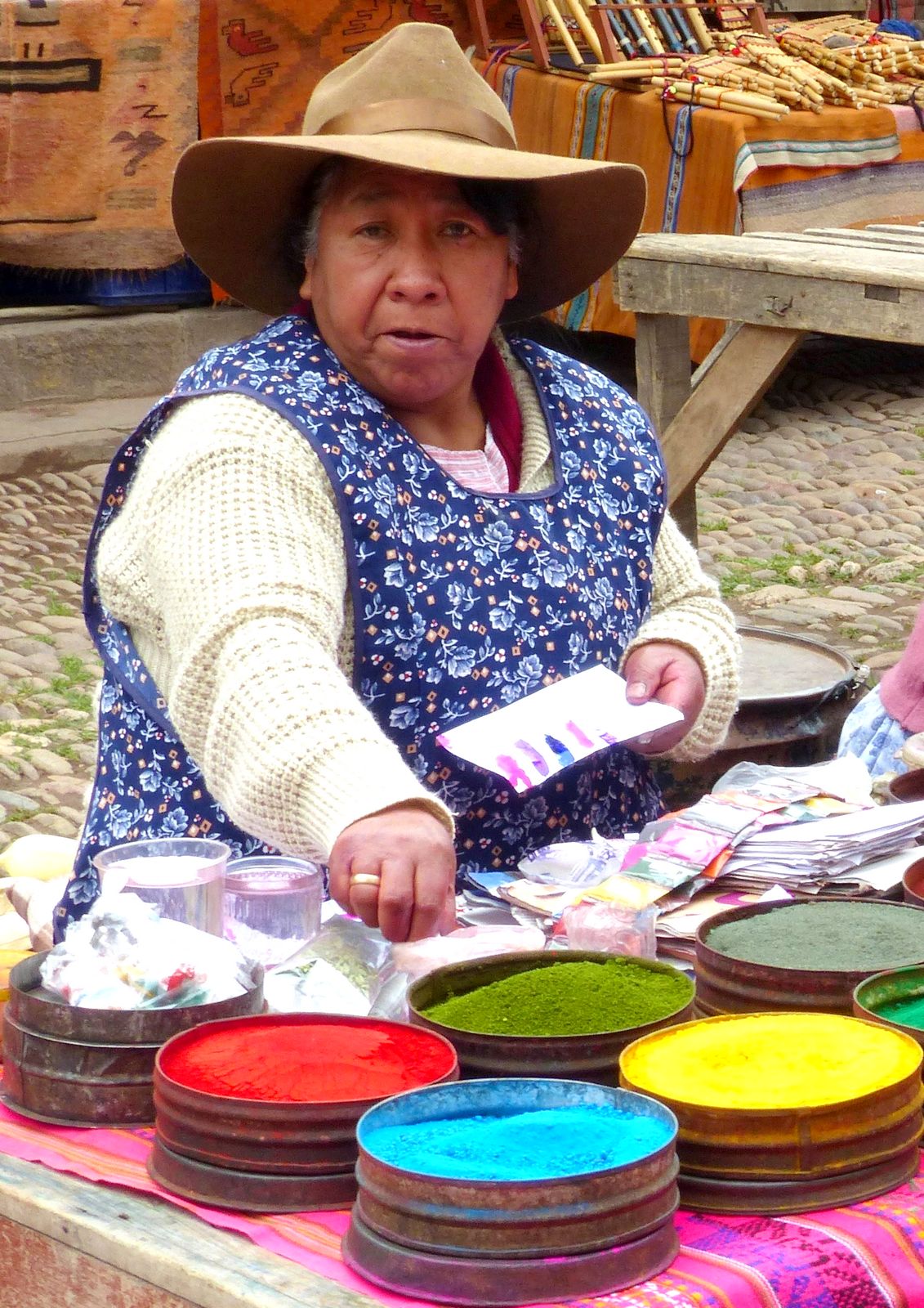 marchande de couleurs 1600.jpg
