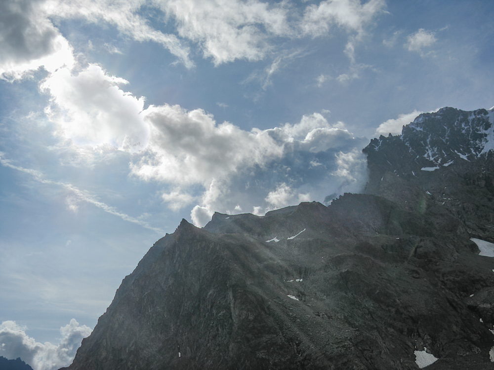 La montagne qui fume.jpg
