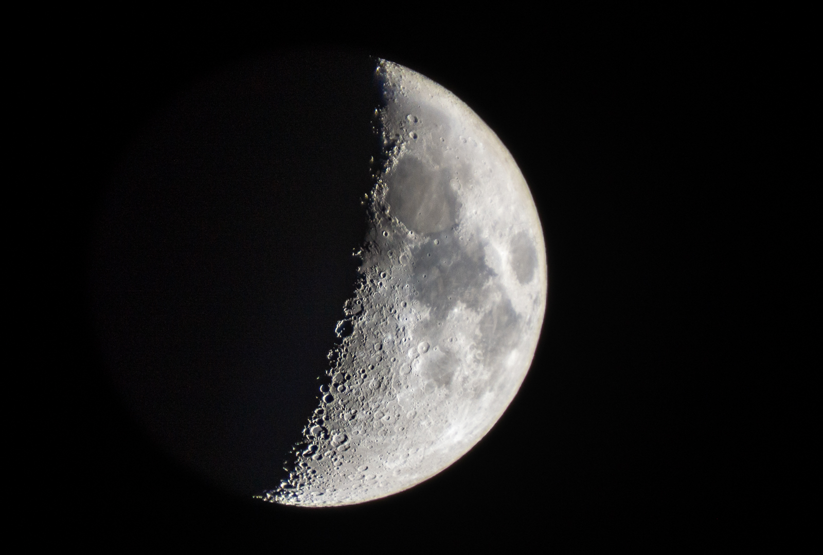 lune.jpg