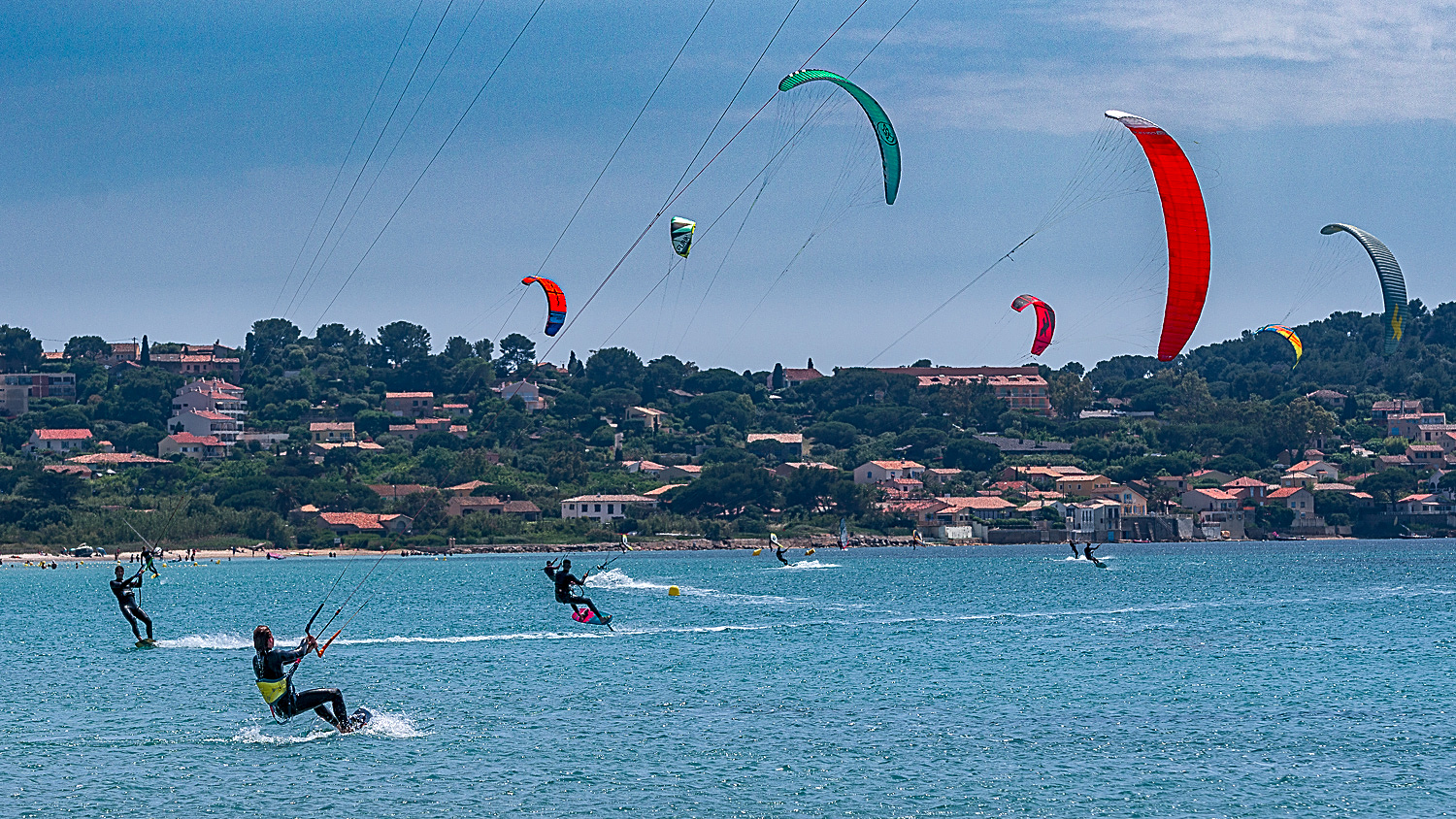 Photo Giloum - Kitesurfeurs - 6 juin 2021 .jpg