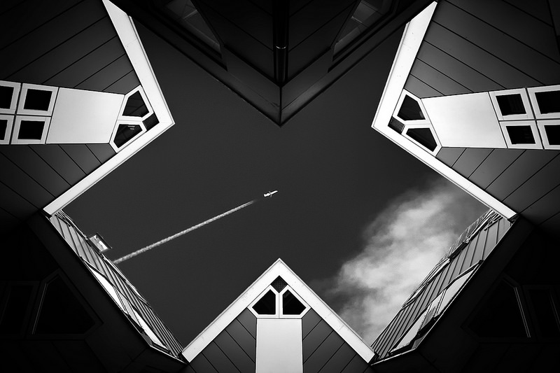 19015474100_473540fe94_c.jpg