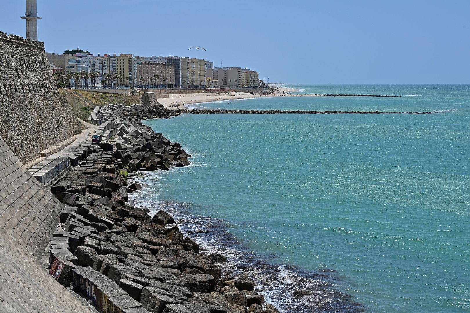 BLK_3655 Cadix bord de mer blocs béton-1080.jpg