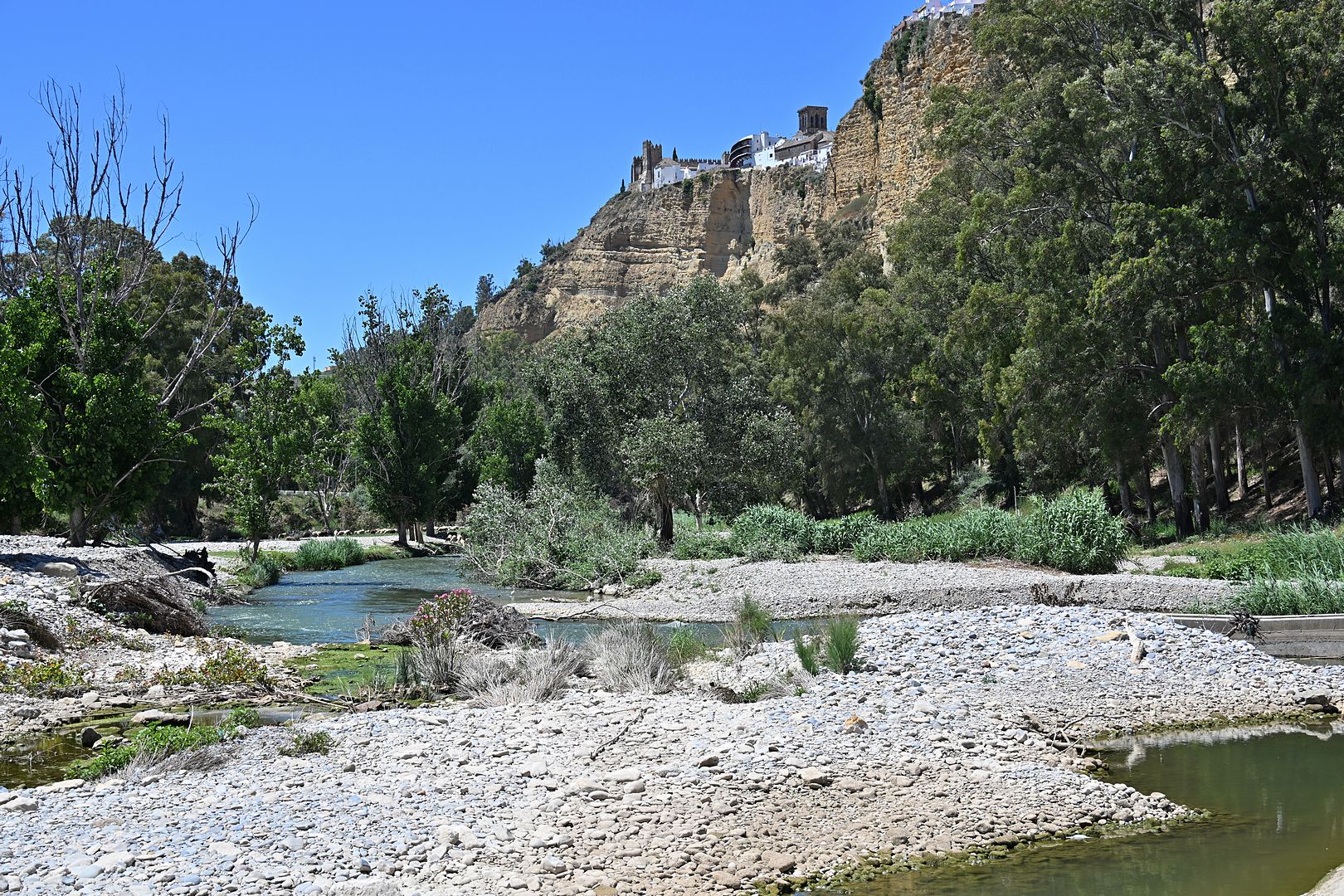 BLK_3023 Arcos de la Frontera au bord du rio Guadalete-1080.jpg